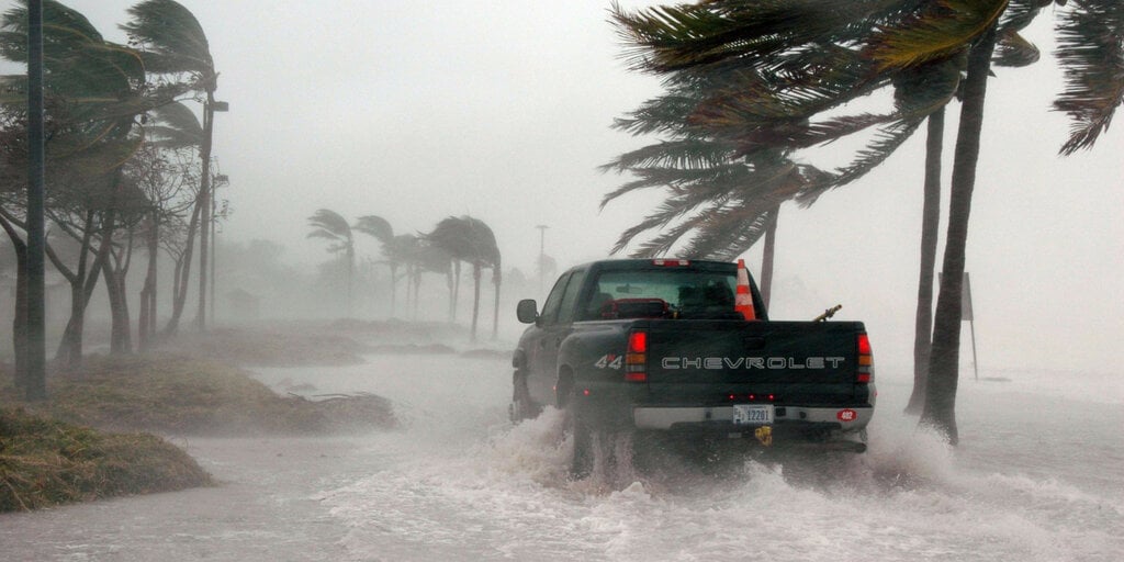 US Weather Agency Turns to AI for More Accurate and Faster Hurricane Forecasts