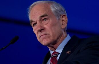 Fed Boss Won’t Leave: Ron Paul Slams Powell’s ‘Untouchable’ Authority