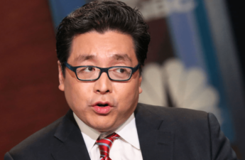 Bitcoin Surpasses $101K, Tom Lee Predicts $250K by 2025 in CNBC Interview