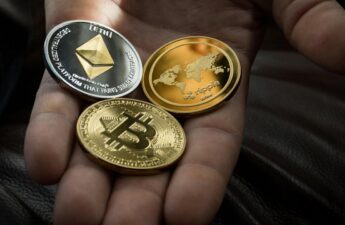 Crypto ETFs Surge: ETH Net Inflows Hit $1B, BTC ETFs Reach $33B in Record-Setting Year