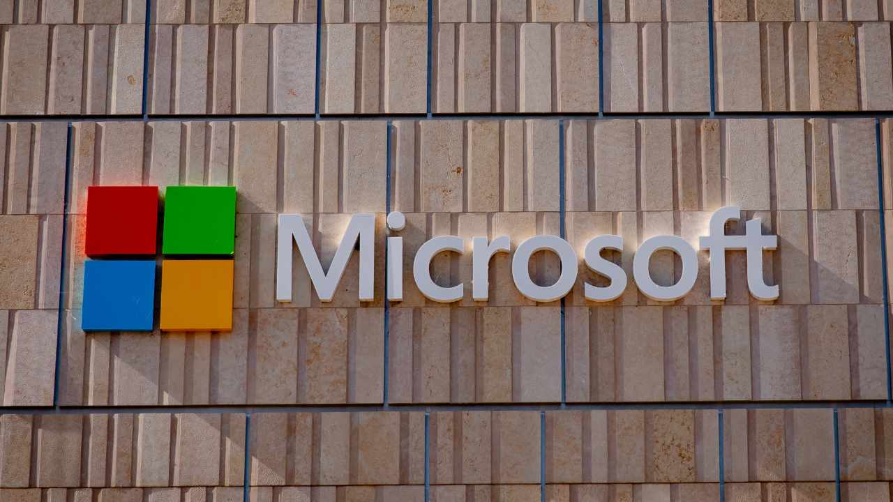 Microsoft Votes No on Bitcoin Reserves: Michael Saylor’s Pitch Fails to Convince