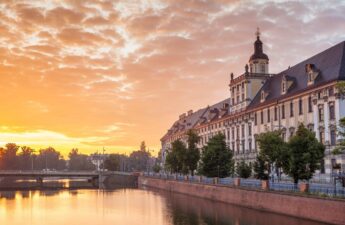 Smoke Leads to Discovery of Illegal Crypto Mining Setup at Poland’s University of Wrocław