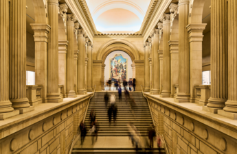 Metropolitan Museum of Art's Art Links game on Coinbase Ethereum L2 Base