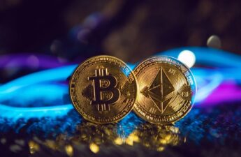 Bitcoin ETFs Close the Week in Green As Ether ETFs Plummet