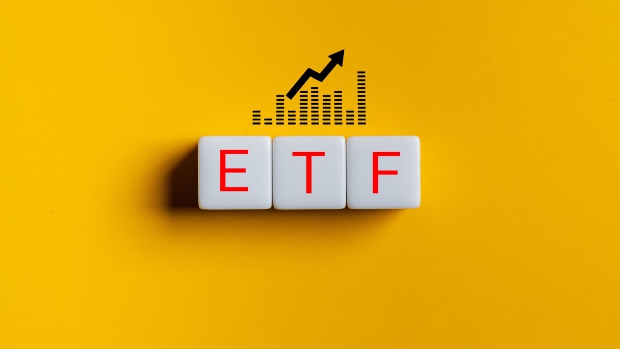 Bitcoin ETFs See $588 Million Inflow As Market Momentum Continues