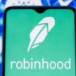 Robinhood Reports Record $1 Billion in Q4 Revenue, Crypto Trading Soars