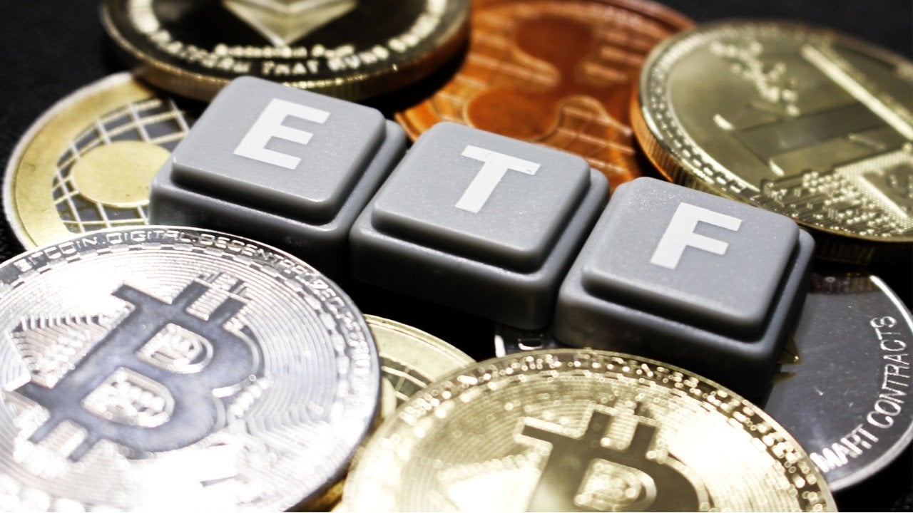 Bitcoin ETFs Face $74 Million Outflow as Ether Funds Mark Eighth Consecutive Day of Withdrawals