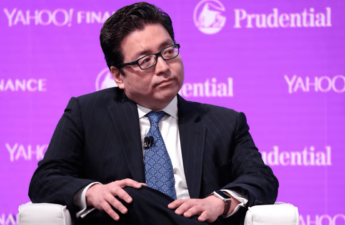 Despite Bitcoin’s Decline, Tom Lee Maintains BTC Will Still Be the Year’s Best Bet