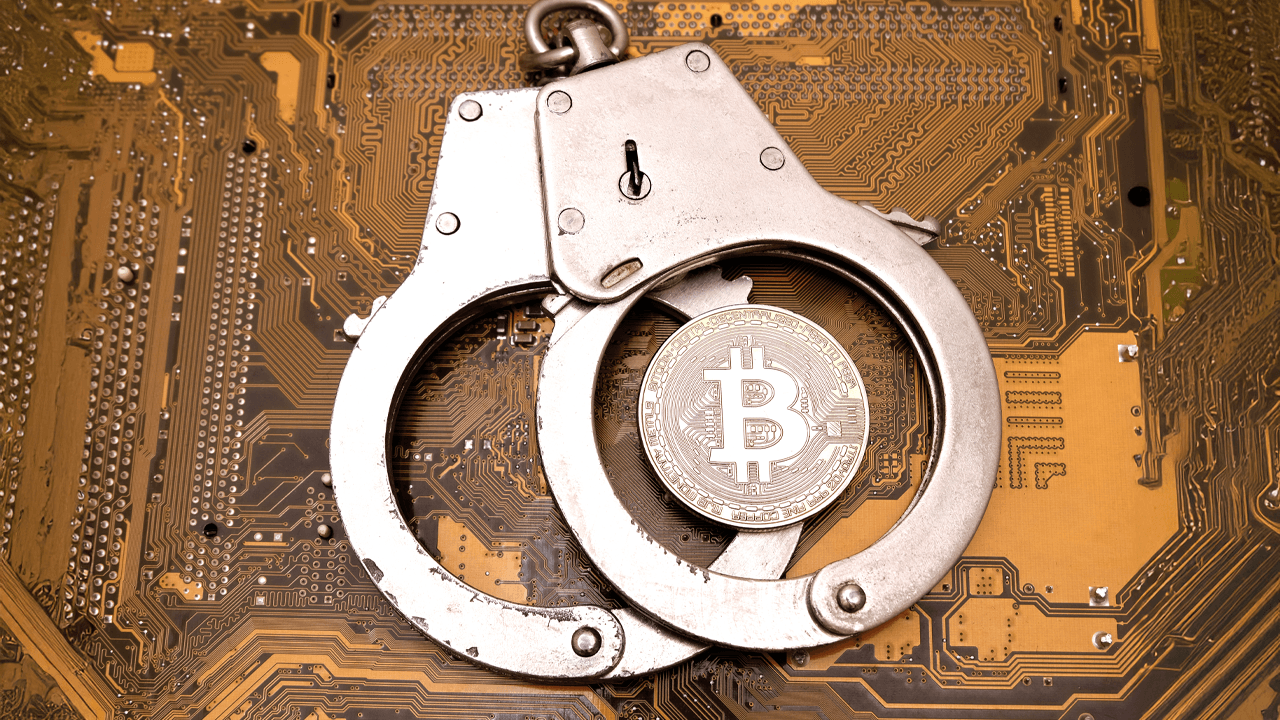 Puerto Rico Court Fines Man $10K Daily for Refusing to Surrender 119 Bitcoin